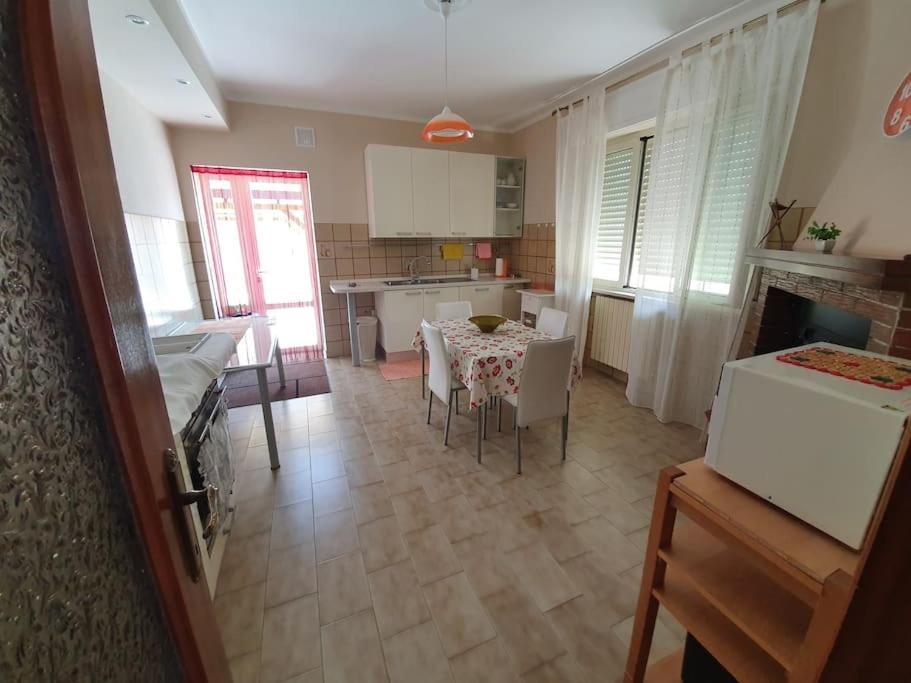 Casa Dei Nonni Villa Roccascalegna Exterior foto